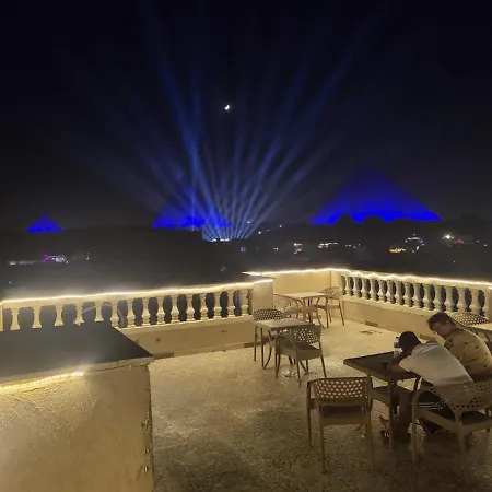 Pyramid Stars Inn